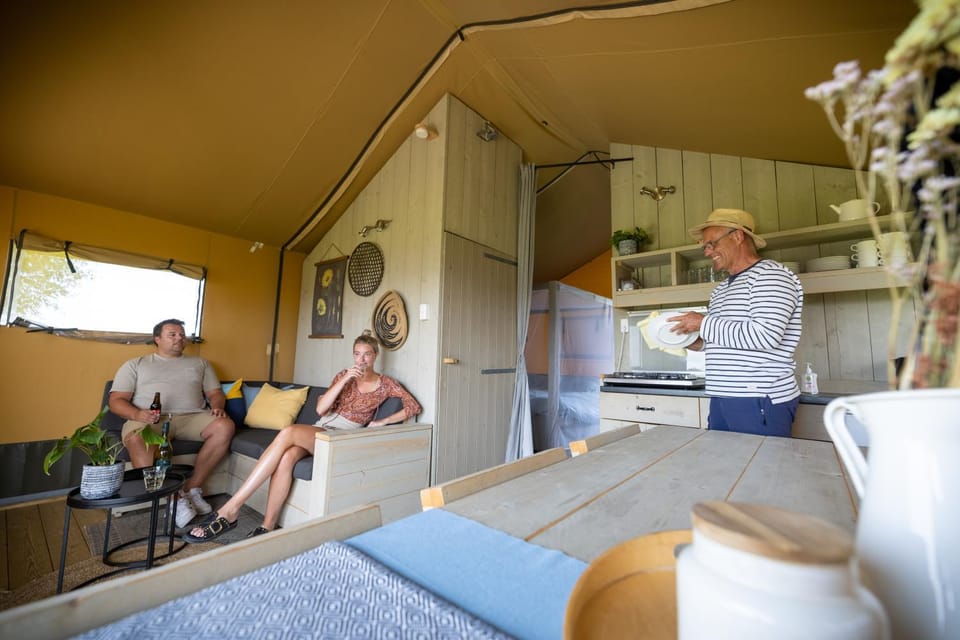 Patio, Kitchen or kitchenette