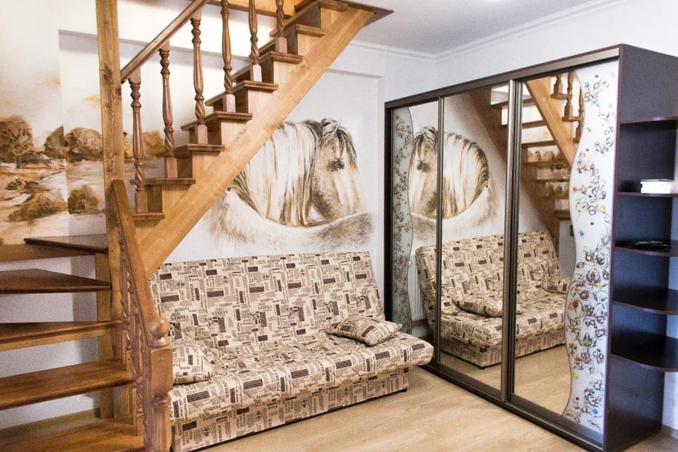 Living room, Decorative detail