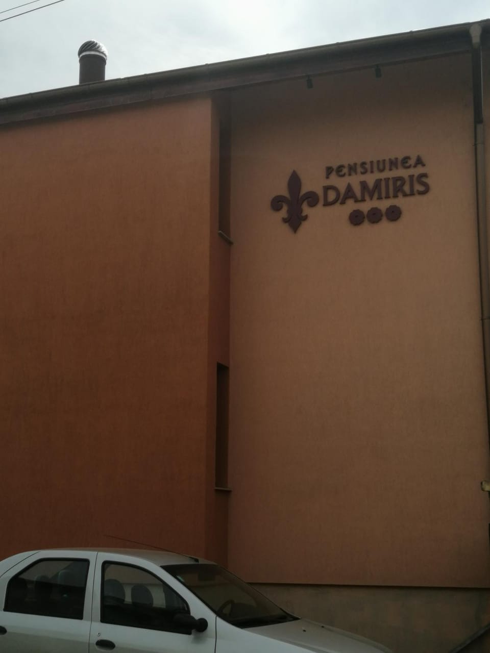 Pensiunea Damiris Bed and Breakfast in Hungary