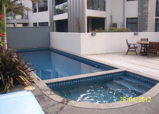 Swimming pool