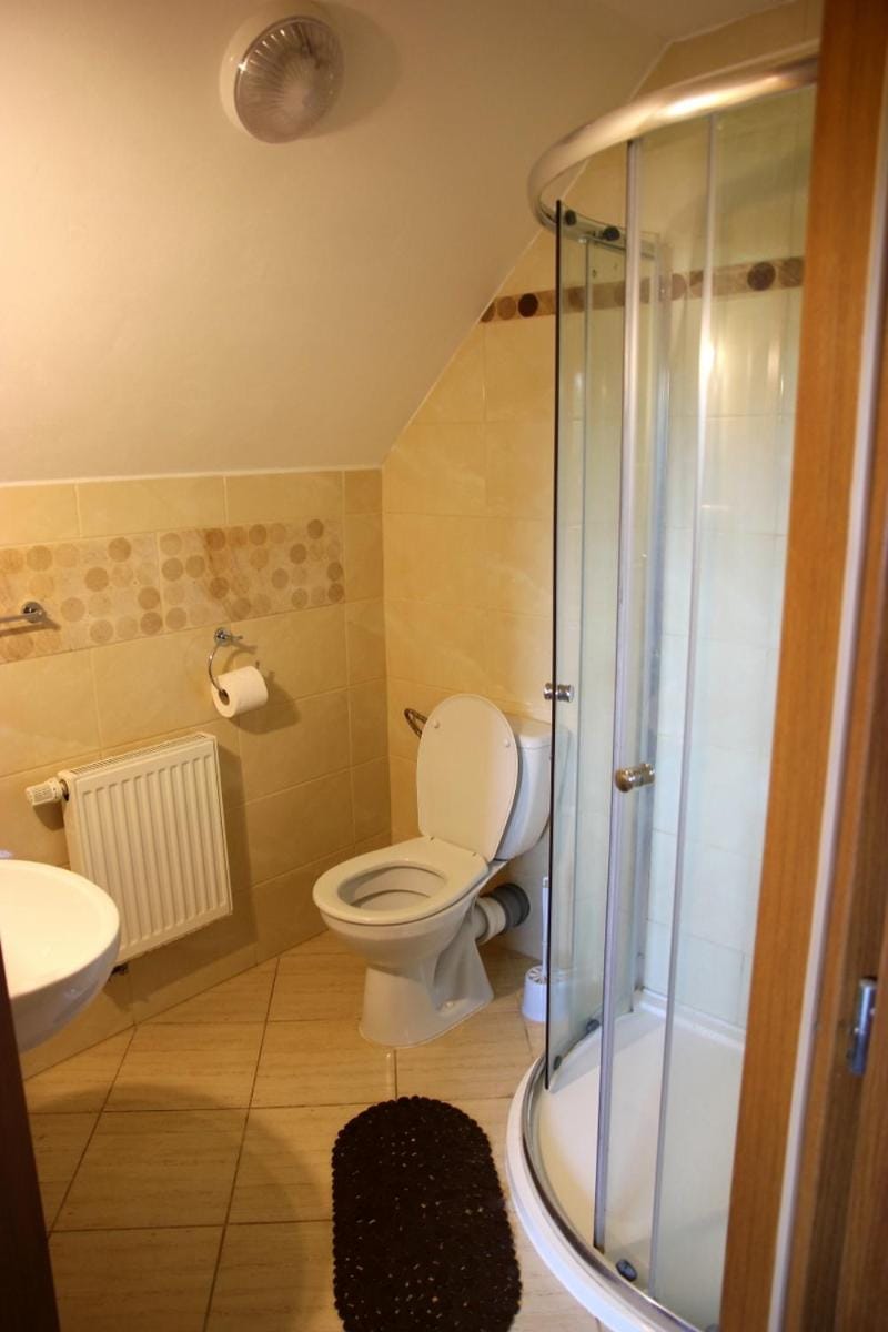 Shower, Toilet, Bathroom