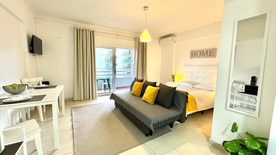 Living room, Bedroom