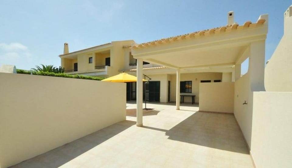 Patio, Facade/entrance, Balcony/Terrace, Family