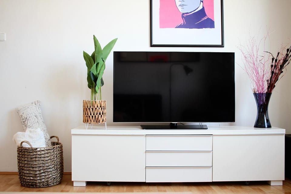 Communal lounge/ TV room, TV and multimedia, Evening entertainment