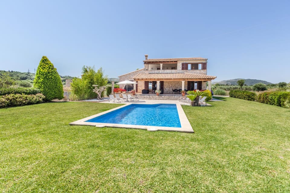 Property building, Garden, Garden view, Pool view, Swimming pool, sunbed