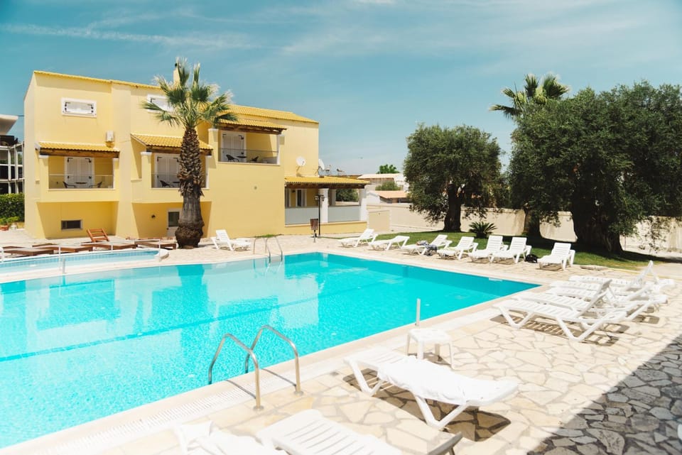 Facade/entrance, Swimming pool