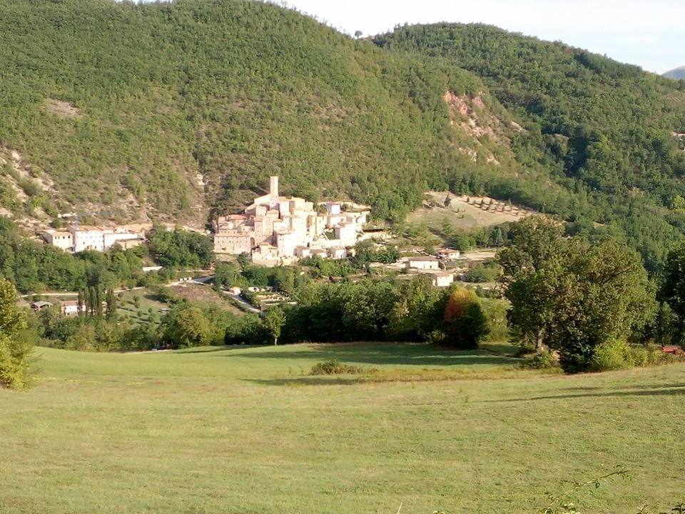 Le Aie Di Postignano Apartment in Umbria