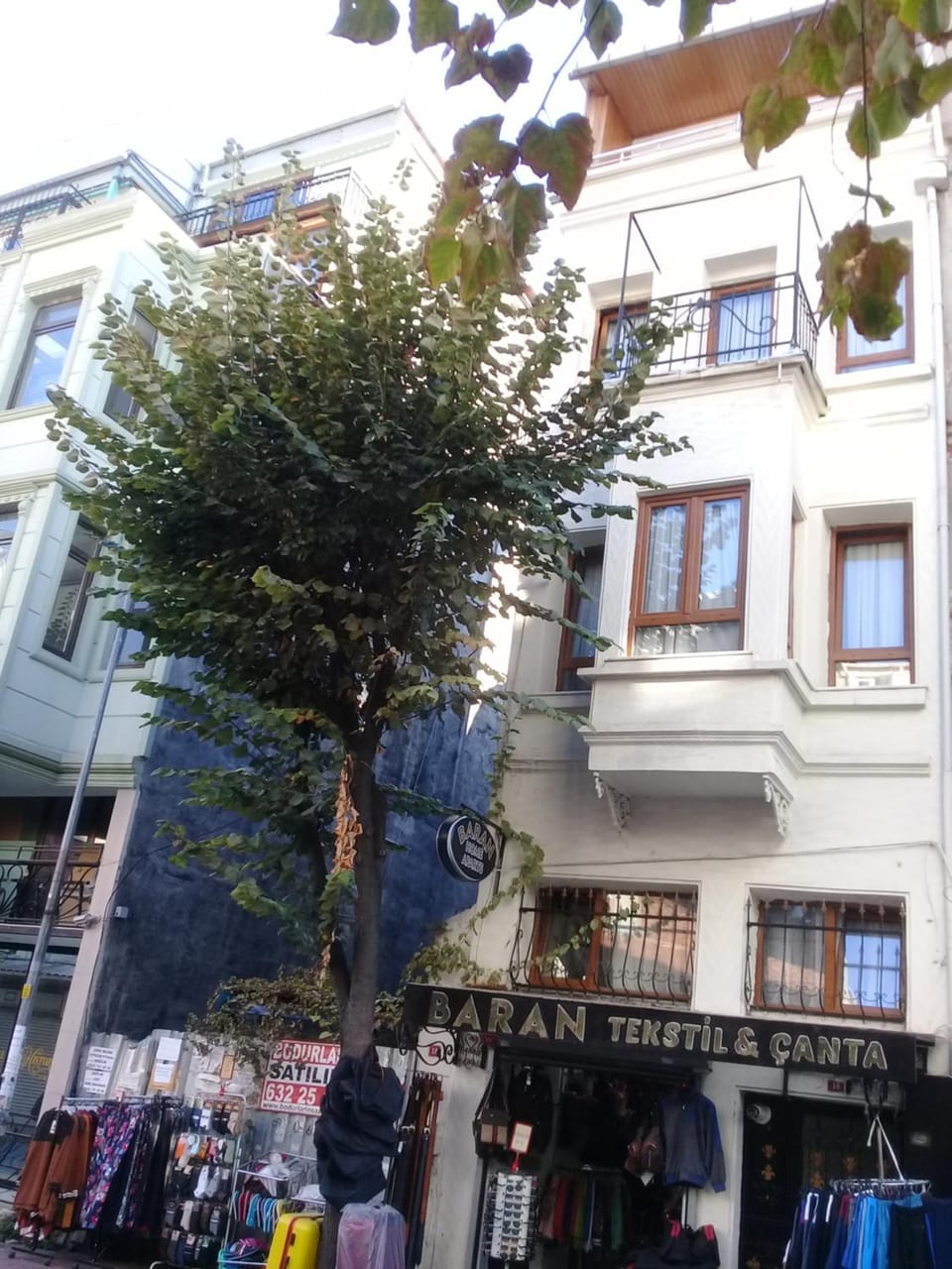 Facade/entrance