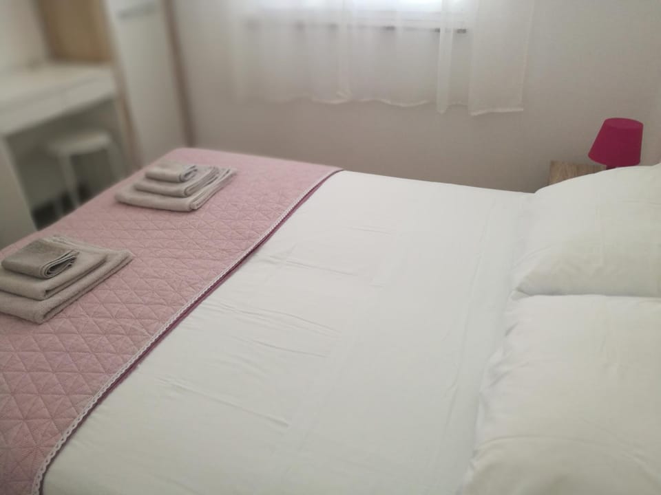 Decorative detail, Bedroom