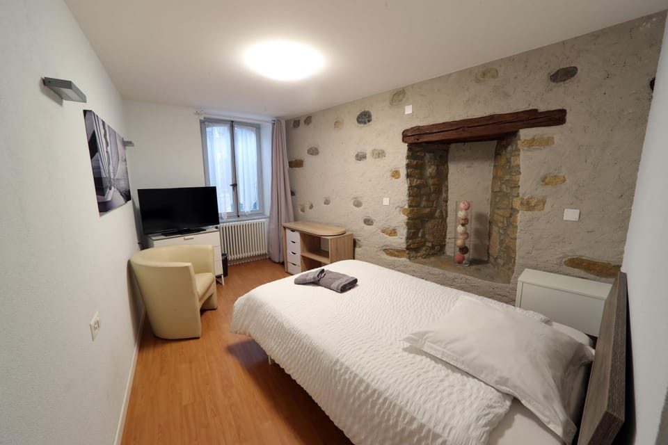 Hotel du Lac Grandson Hotel in Canton of Vaud