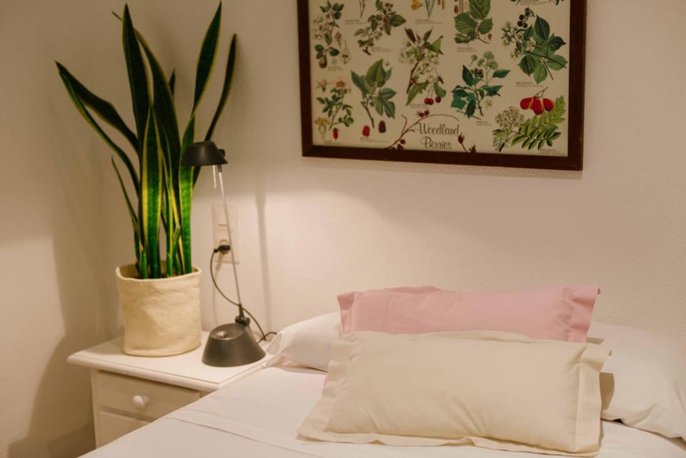 Bed, Bedroom