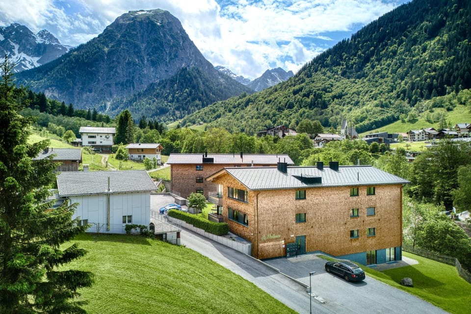 Property building, Natural landscape