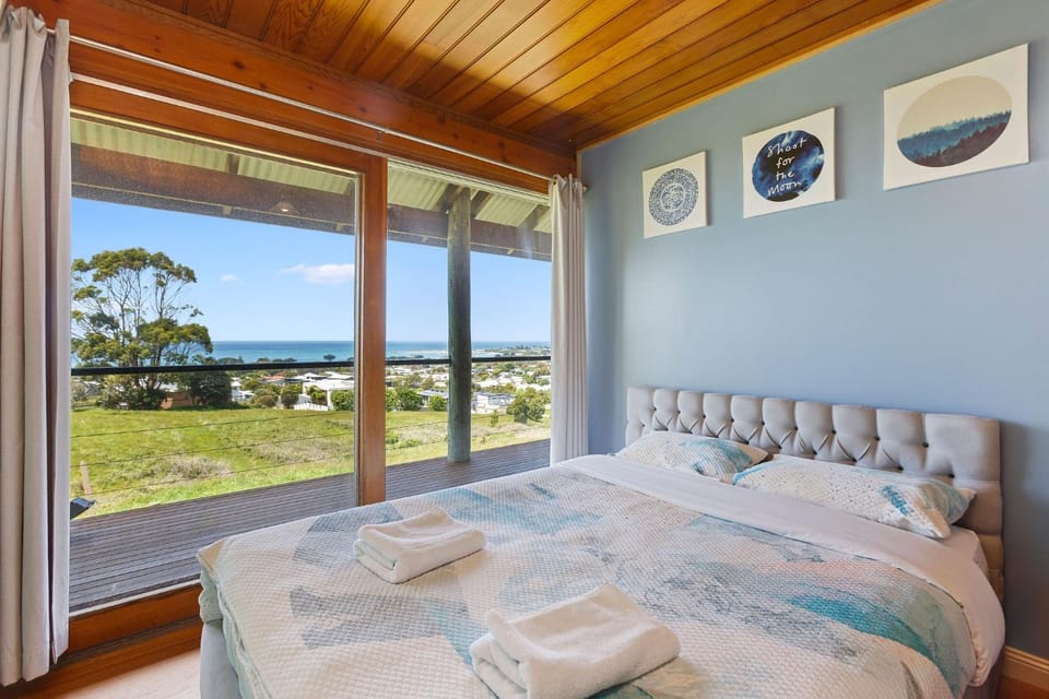 Apollo Panorama Guesthouse Bed and Breakfast in Apollo Bay