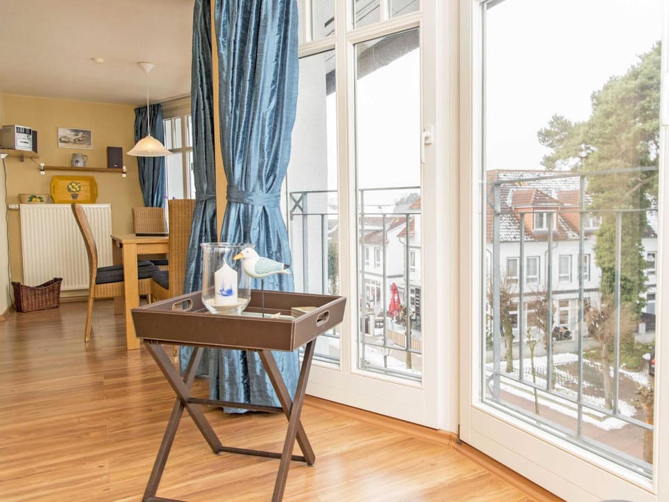 View (from property/room), Balcony/Terrace, Kitchen or kitchenette, Dining area