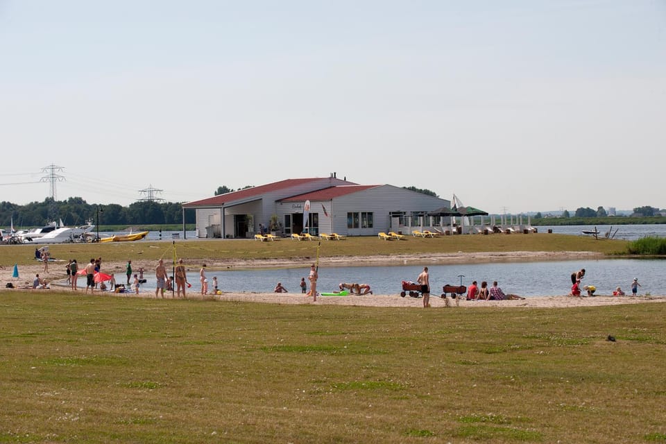 Camping Marina Eemhof Luxury tent in Zeewolde
