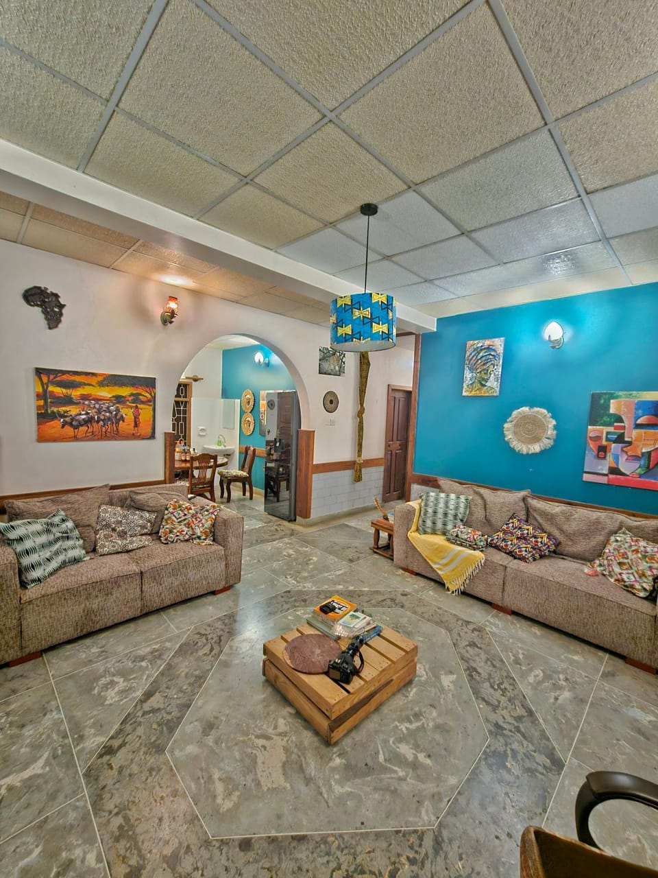 Mazzola Safari House & Backpacking Bed and Breakfast in Arusha