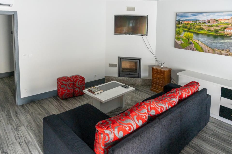 Residencial Kuarenta&Um Bed and Breakfast in Portugal