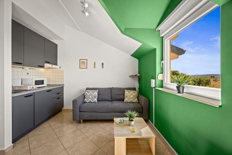 Balcony/Terrace, Kitchen or kitchenette, Living room, Seating area
