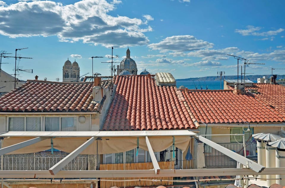 Property building, Day, Natural landscape, City view, Sea view