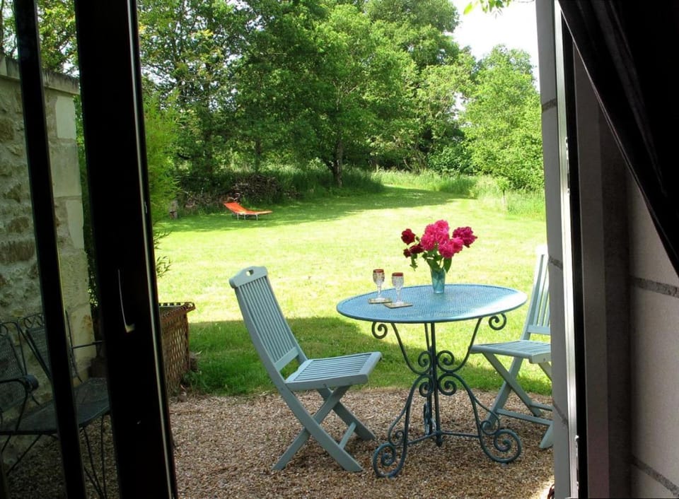 Property building, Garden view