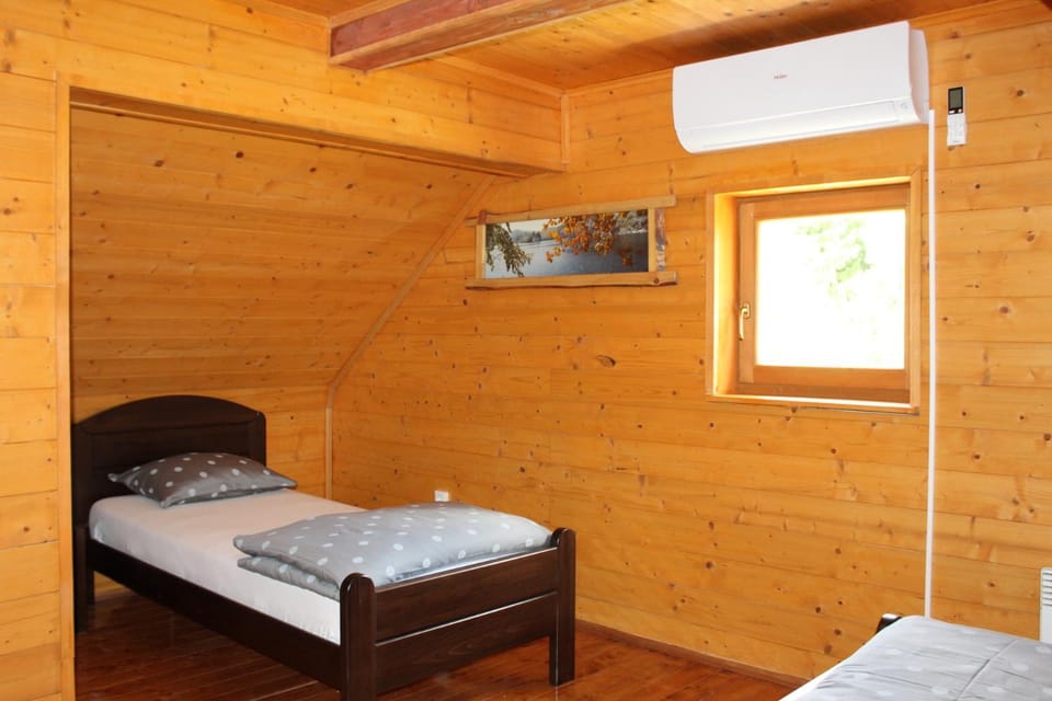 Bedroom, heating, air conditioner