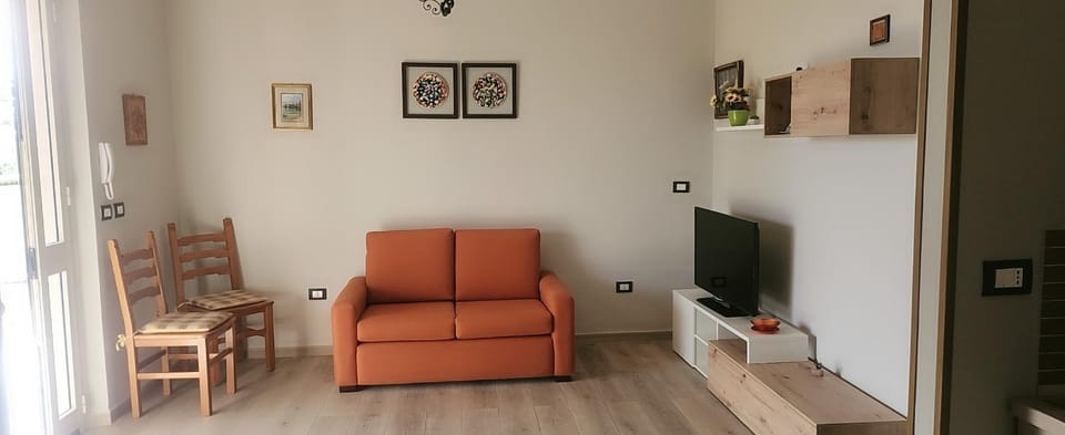 TV and multimedia, Seating area