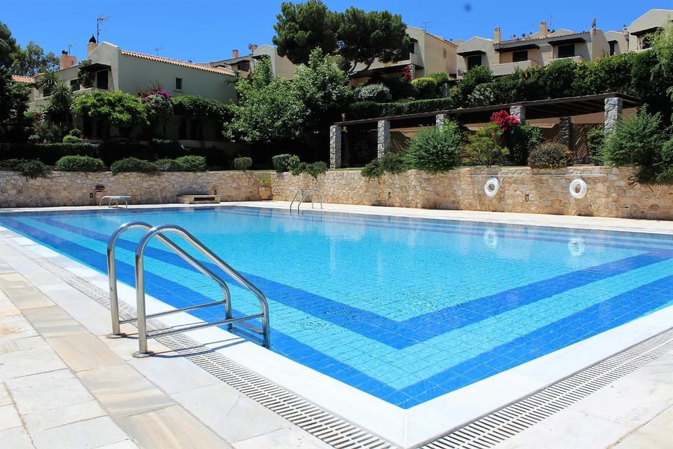 Garden, Swimming pool