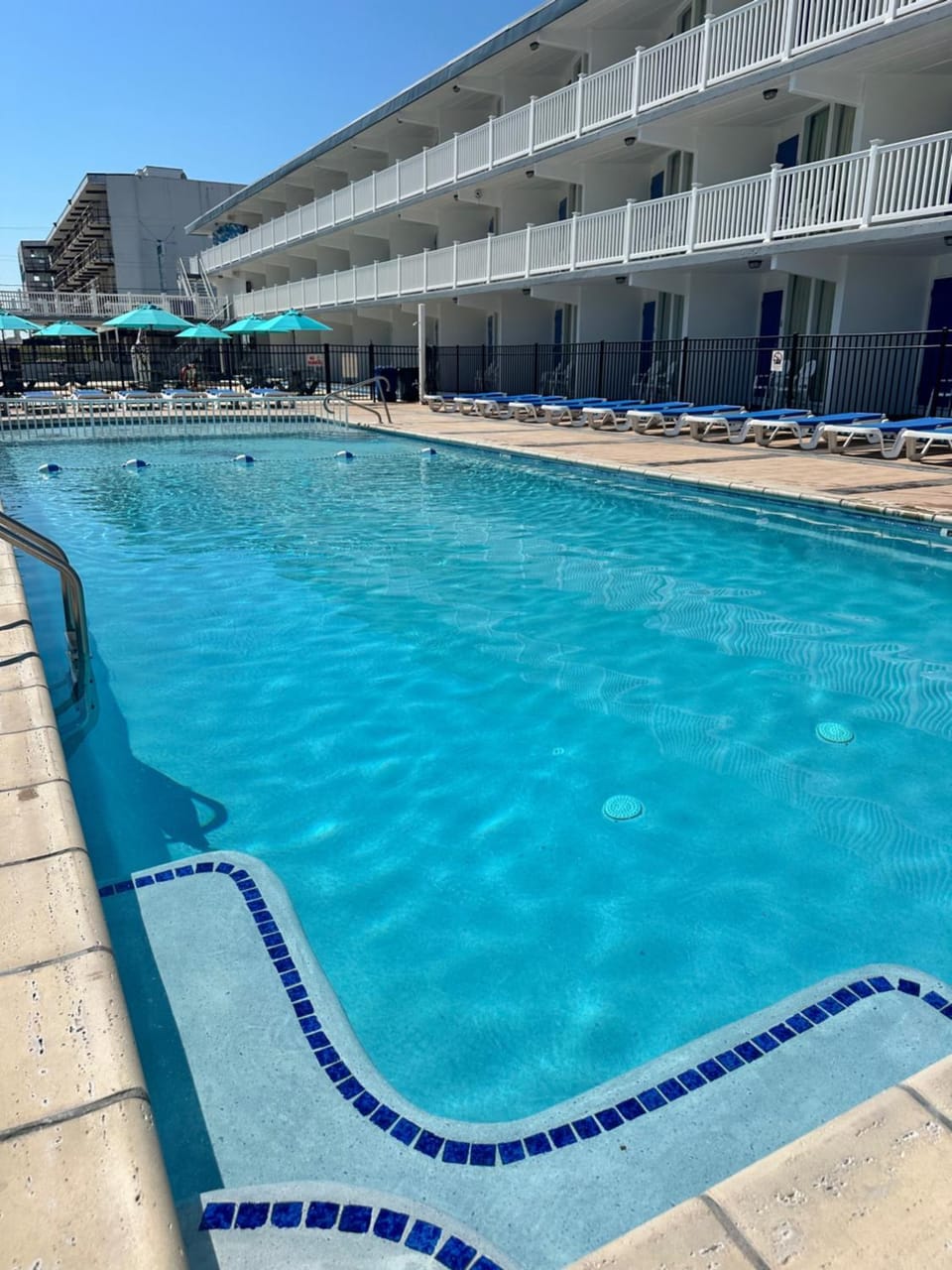 Compass Family Resort Motel in Wildwood Crest
