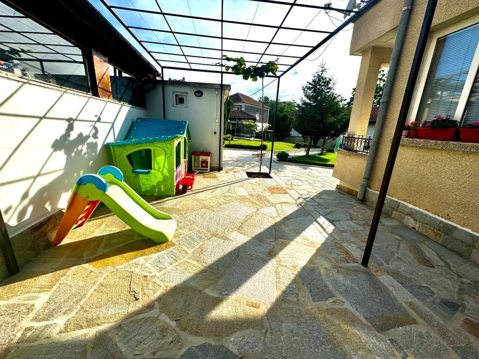 Patio, Garden, Garden view