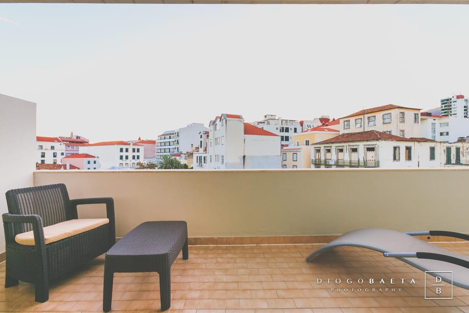 Off site, Balcony/Terrace