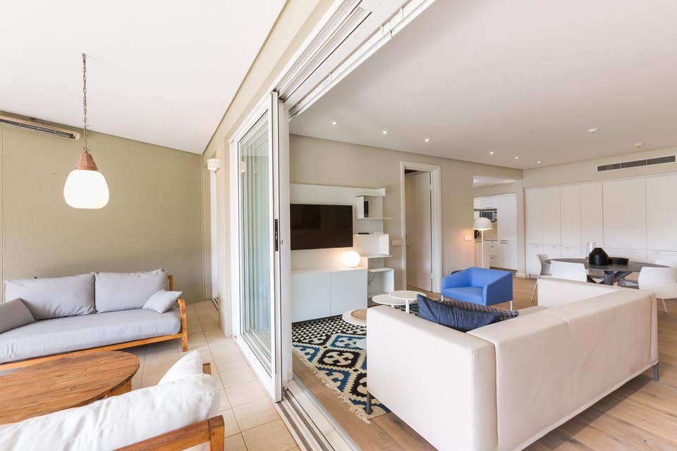 Balcony/Terrace, Living room