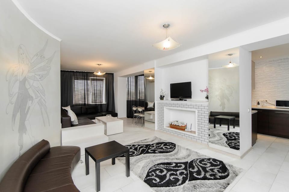 TV and multimedia, Living room, Photo of the whole room, Seating area