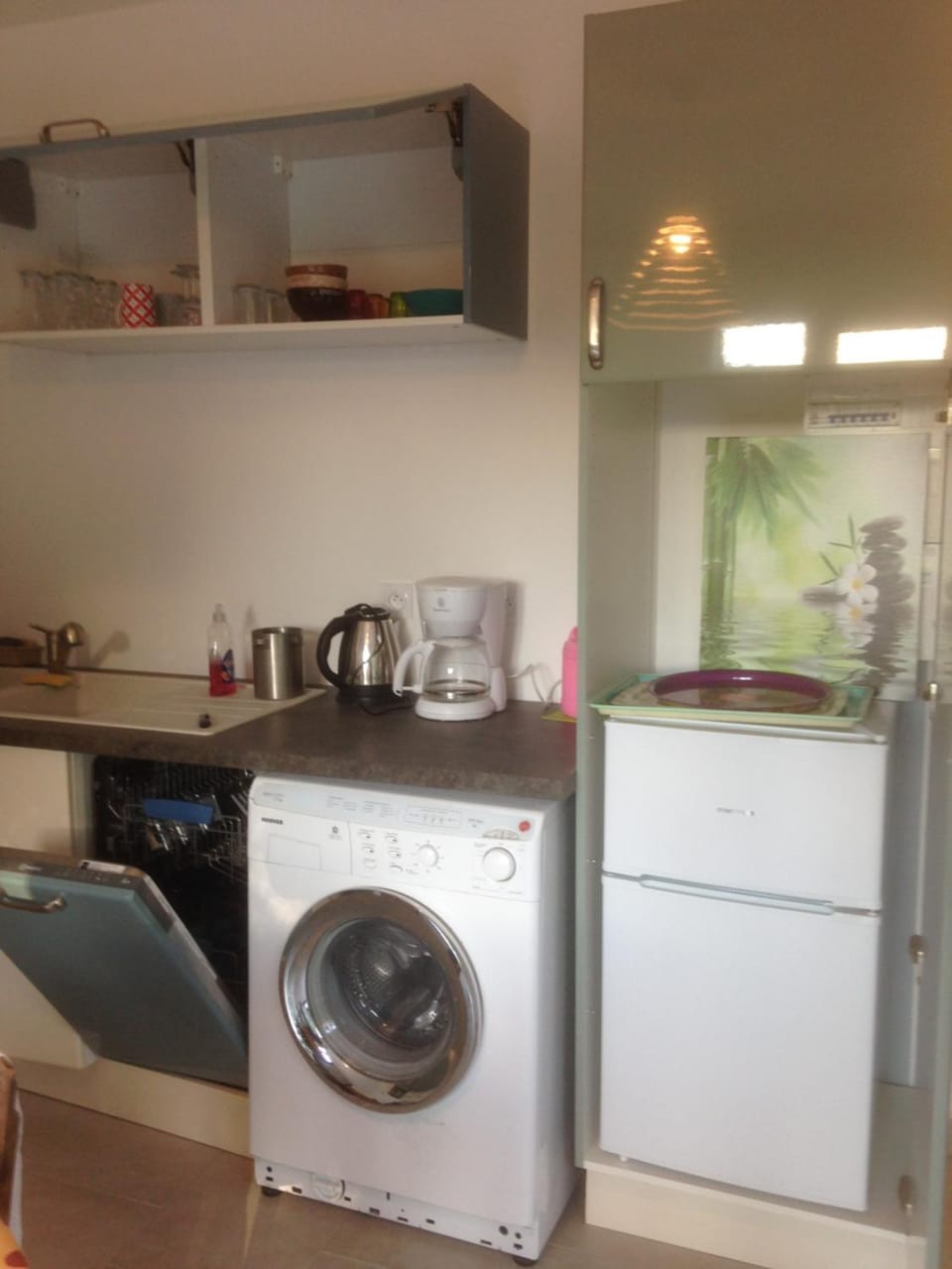 Kitchen or kitchenette