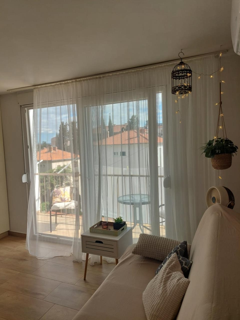 View (from property/room), Balcony/Terrace, Seating area