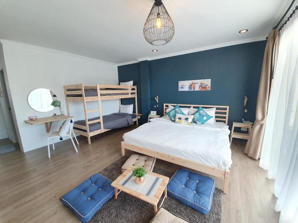 Photo of the whole room, bunk bed