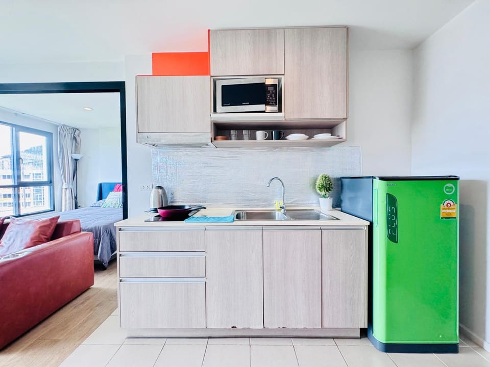 Kitchen or kitchenette, stove