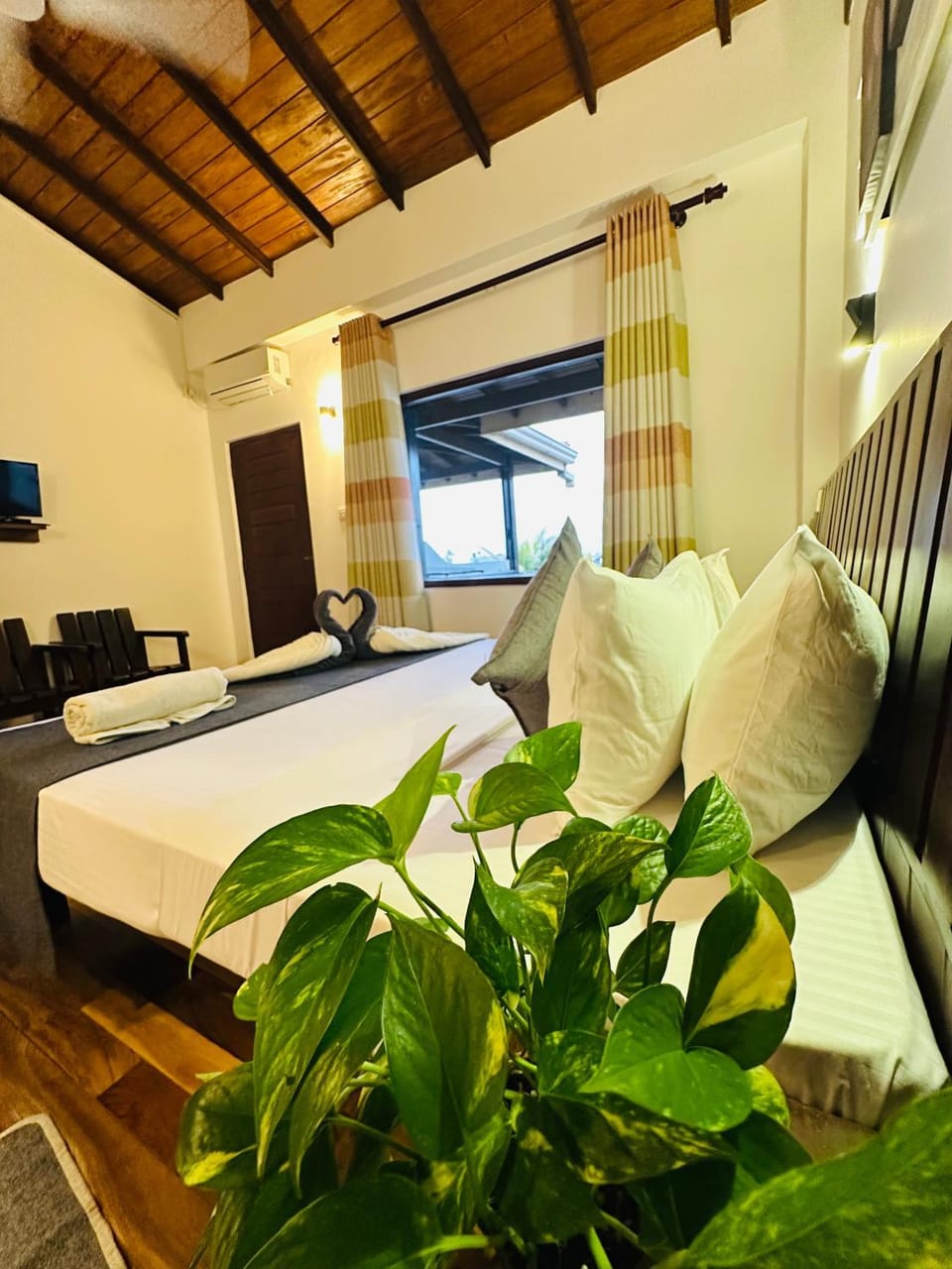 Property building, Bed