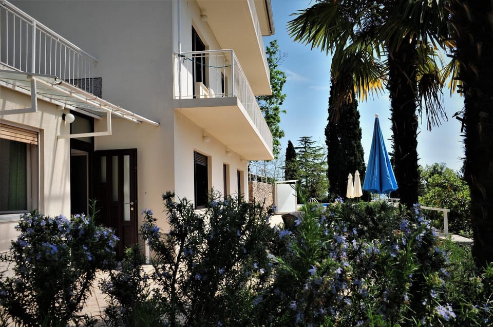 Apartmani Kadmen Apartment in Primorje-Gorski Kotar County