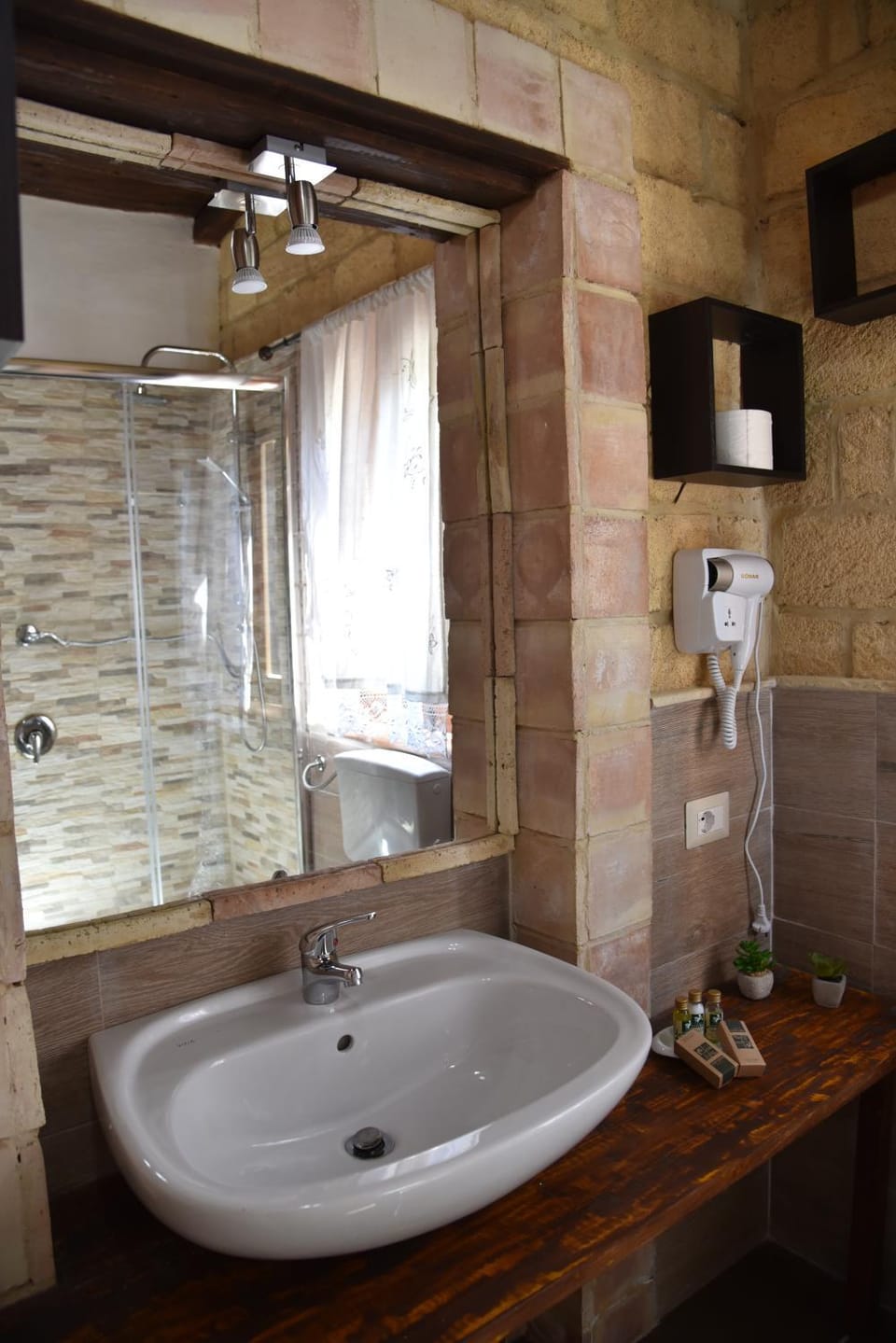 Bathroom, Bath