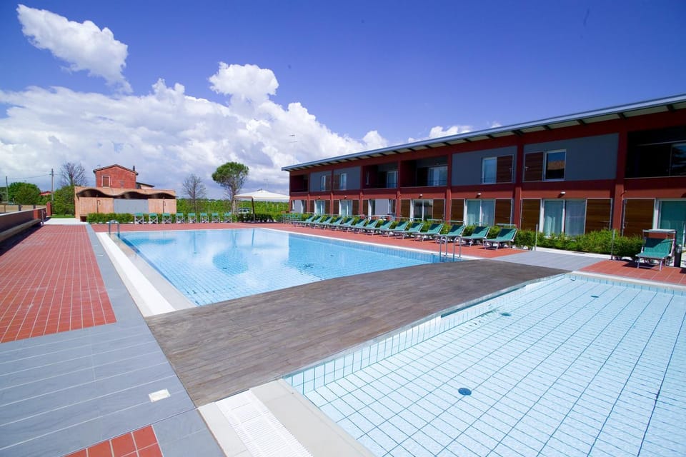 Pool view, Swimming pool