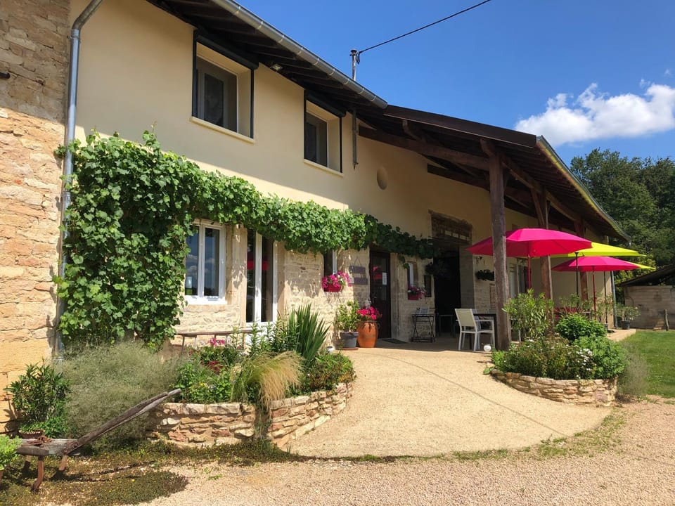 La Ferme du Bonheur Bed and Breakfast in Auvergne-Rhône-Alpes