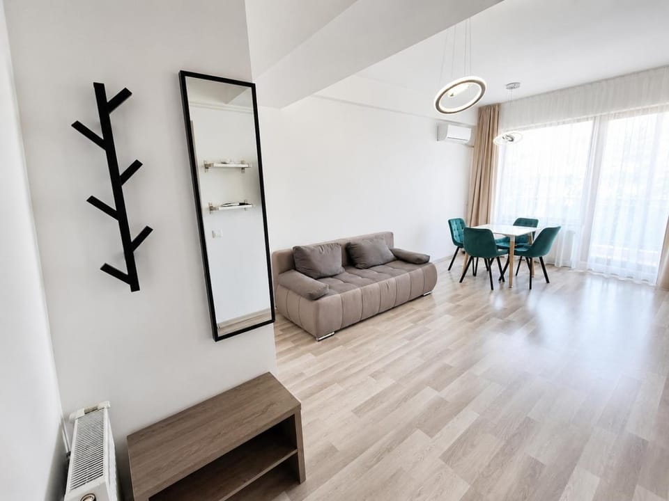 Eva Sea View Summerland Apartment in Constanta