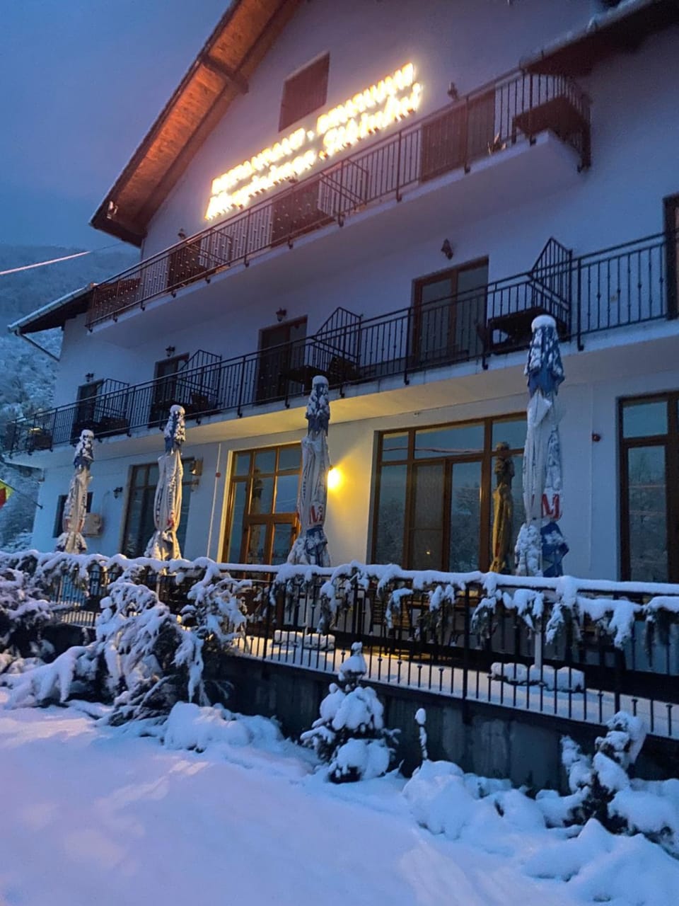 Restaurant/places to eat