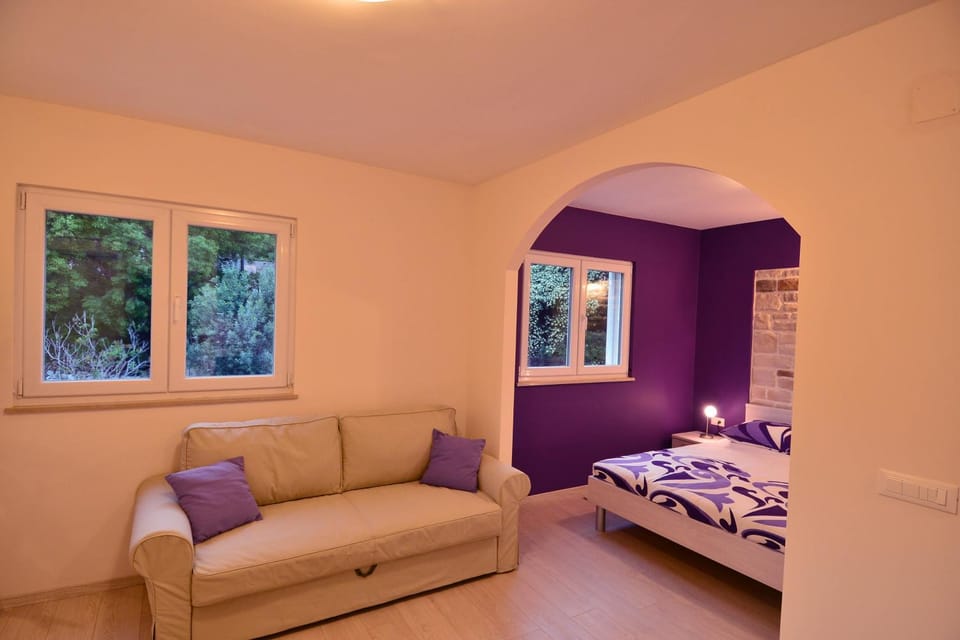 Modern Studio Dubrovnik, Great Location, Air Conditioning Apartment in Dubrovnik