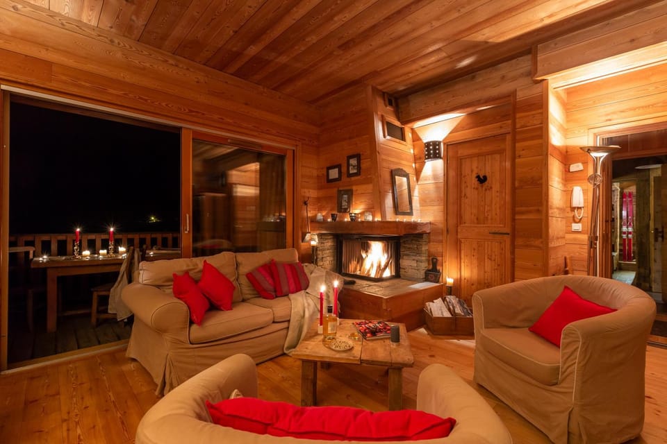 La Cabane de Serre-Chevalier, dans un esprit chalet, commune de Le Monêtier-les-Bains Apartment in La Salle-les-Alpes