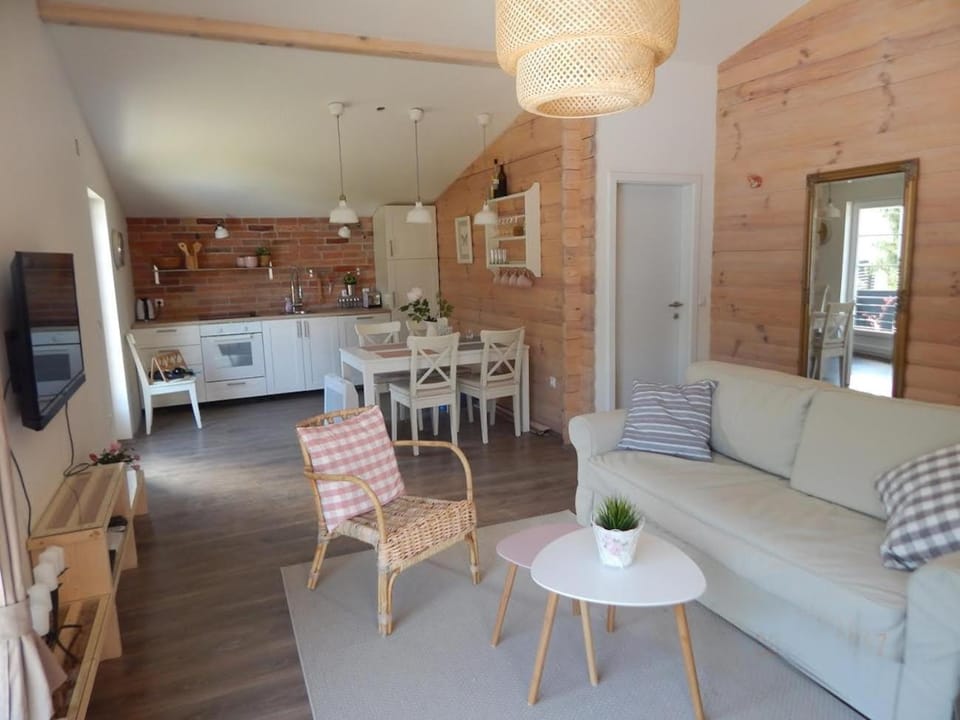 Kitchen or kitchenette, Living room, Seating area