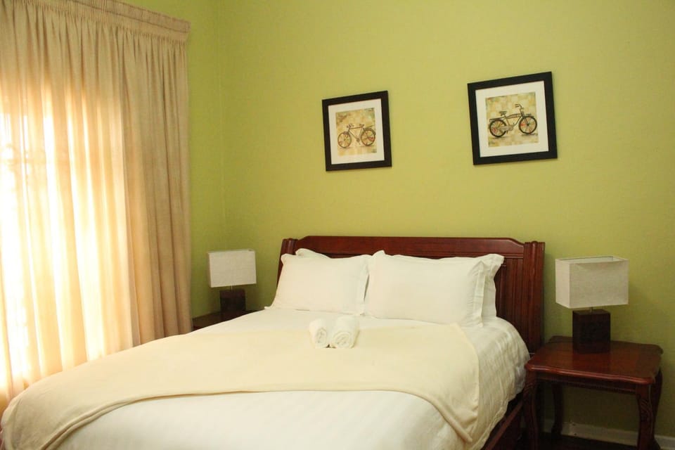 Guesthouse@Mbalistar Bed and Breakfast in Eastern Cape