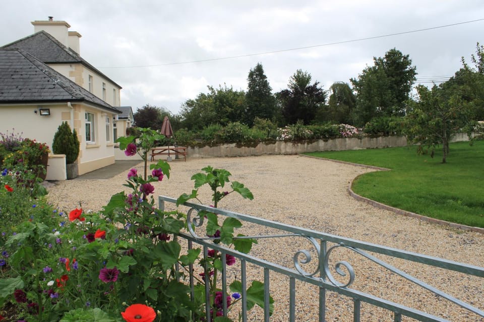 Harry's House Apartment in County Mayo