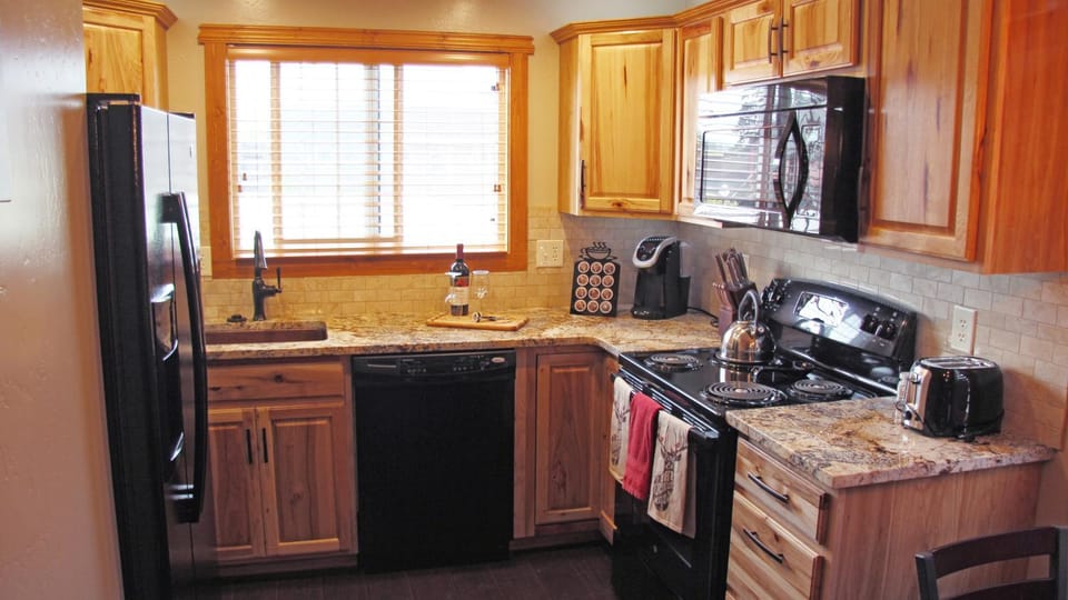 Coffee/tea facilities, Kitchen or kitchenette