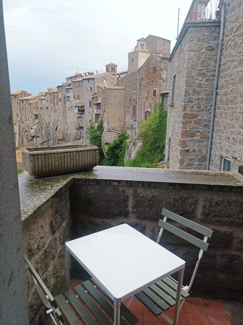 View (from property/room), Balcony/Terrace, Dining area, City view